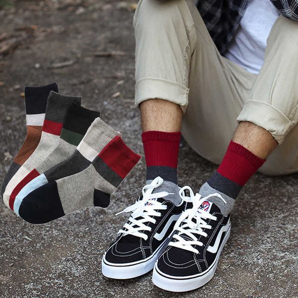 1 pair spring herf catoon crew for patchwork color classic business men breathing soft socks, Black
1 pair spring herf catoon crew for patchwork color classic business men breathing soft socks, Black