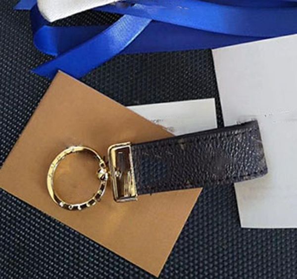 high qualtiy keychain key chain key ring holder key chain porte clef gift men women car bag keychain with box 2021 new brand, Silver
high qualtiy keychain key chain key ring holder key chain porte clef gift men women car bag keychain with box 2021 new brand, Silver