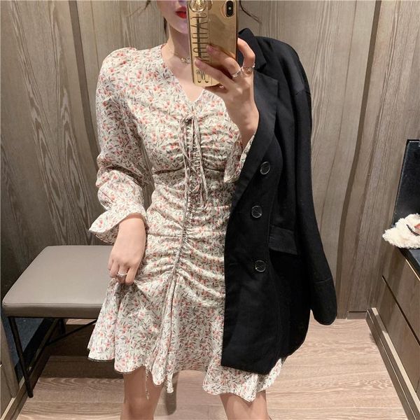 casual dresses vintage ladies pleated dress ruffles floral lace up spring high waist butterfly sleeves female print a-line, Black;gray
casual dresses vintage ladies pleated dress ruffles floral lace up spring high waist butterfly sleeves female print a-line, Black;gray
