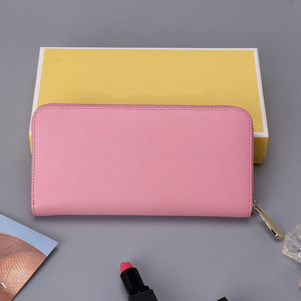 7 colors with box fashion women casual wallet famous single zipper ladies wallets female genuine leather purse, Red;black
7 colors with box fashion women casual wallet famous single zipper ladies wallets female genuine leather purse, Red;black