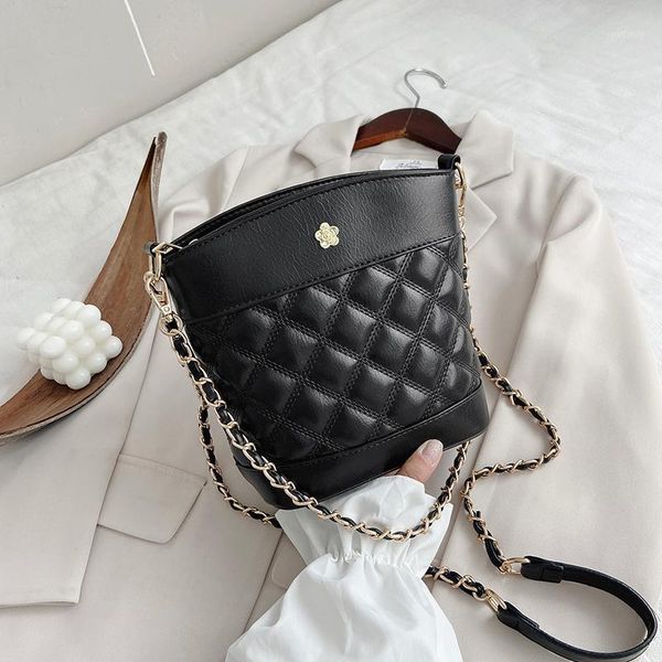 evening bags 2021 autumn and winter bucket bag ladies shoulder fashion messenger handbag rhomboid female mobile phone
evening bags 2021 autumn and winter bucket bag ladies shoulder fashion messenger handbag rhomboid female mobile phone