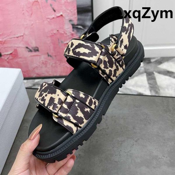 sandals 2021 brand summer leopard platform real leather round peep toe flat outdoor beach runway casual classic, Black
sandals 2021 brand summer leopard platform real leather round peep toe flat outdoor beach runway casual classic, Black
