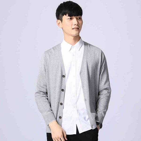 busins sweater autumn v-neck korean solid causal long sve grandpan fashion coat knitted men cotton cardigans, Black;white
busins sweater autumn v-neck korean solid causal long sve grandpan fashion coat knitted men cotton cardigans, Black;white