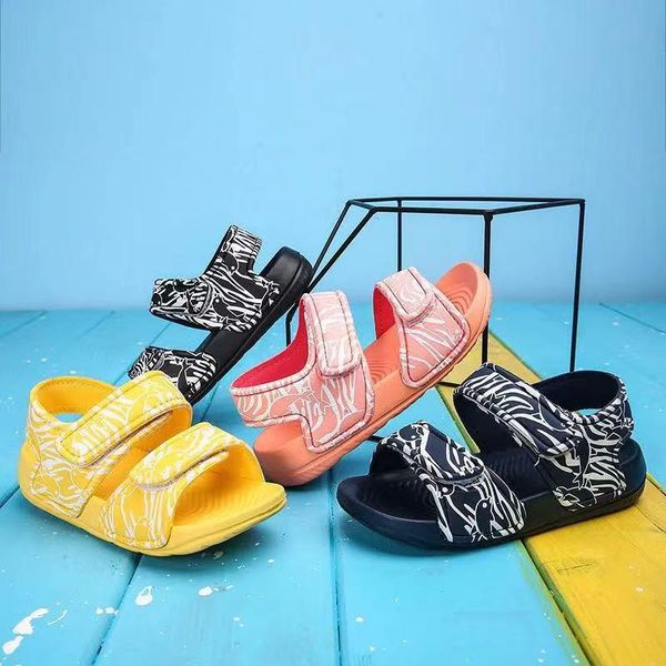 sandals children baby cartoon casual 2021 summer travel kids boys girls beach fluorescent anti-skid slippers, Black;red
sandals children baby cartoon casual 2021 summer travel kids boys girls beach fluorescent anti-skid slippers, Black;red