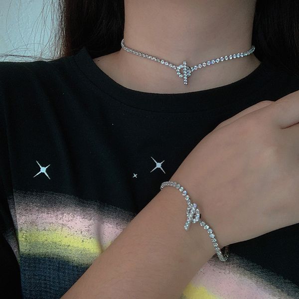 cool style, simple and design, full diamond geometric t-shaped necklace, fashionable personality, trendy net, red neck chain,, Silver 
cool style, simple and design, full diamond geometric t-shaped necklace, fashionable personality, trendy net, red neck chain,, Silver