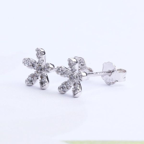 stud 925 sterling silver dazzling flower earrings for women,s925 clear cz daisy fashion women jewelry bijoux, Golden;silver
stud 925 sterling silver dazzling flower earrings for women,s925 clear cz daisy fashion women jewelry bijoux, Golden;silver