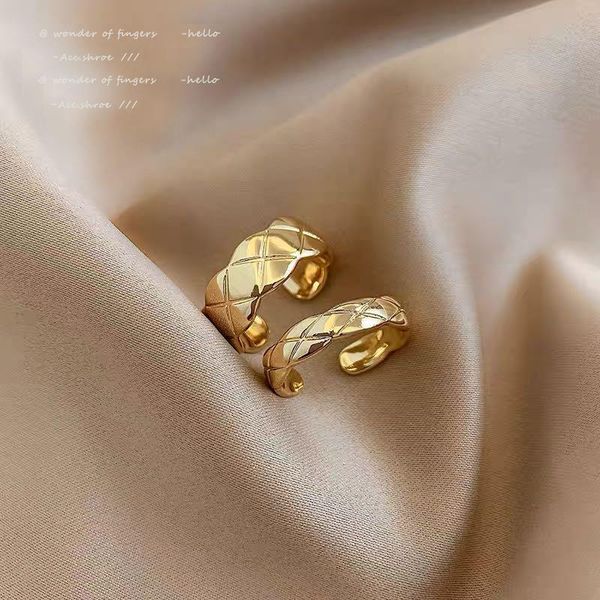 cluster rings classic rhombic cross gold for woman 2021 korean fashion jewelry student girl's party gift unusual finger accessories, Golden;silver
cluster rings classic rhombic cross gold for woman 2021 korean fashion jewelry student girl's party gift unusual finger accessories, Golden;silver