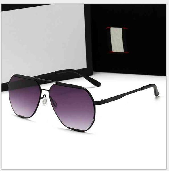 luxury designer men vintage metal polarized sun classic brand sun glasses coating lens driving eyewear for men/women with package, White;black
luxury designer men vintage metal polarized sun classic brand sun glasses coating lens driving eyewear for men/women with package, White;black