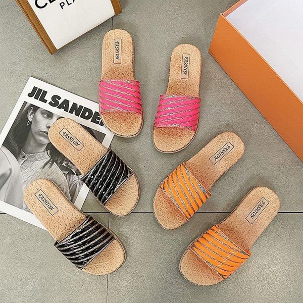 slippers women 2021 summer sandals rhinestone rim luxury flat outdoor massage beach platform flip flop female soft shoes, Black
slippers women 2021 summer sandals rhinestone rim luxury flat outdoor massage beach platform flip flop female soft shoes, Black