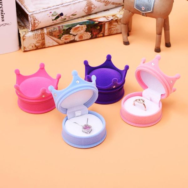 jewelry packaging boxs cartoon crown velvet women ring box pink romantic wedding necklace display case gift jewelry 4 colors
jewelry packaging boxs cartoon crown velvet women ring box pink romantic wedding necklace display case gift jewelry 4 colors
