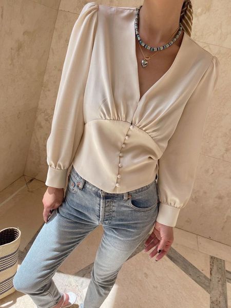 women's blouses & shirts 2021 autumn fashion women v neck 100% silk blouse ladies shirt gdnz 7.03, White
women's blouses & shirts 2021 autumn fashion women v neck 100% silk blouse ladies shirt gdnz 7.03, White