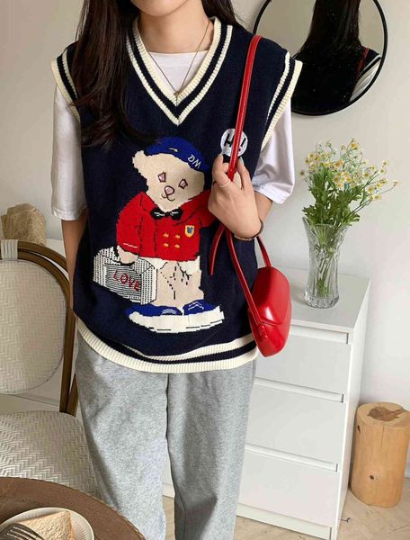 knitted female autumn winter bear waistcoat sleevels loose and thin with college vt 2021 style, Black;white
knitted female autumn winter bear waistcoat sleevels loose and thin with college vt 2021 style, Black;white