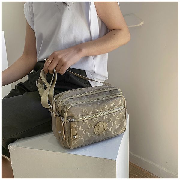 75% off fashion bag women new fashion large capacity light foreign style nylon small square leisure one shoulder messenger bag 
75% off fashion bag women new fashion large capacity light foreign style nylon small square leisure one shoulder messenger bag