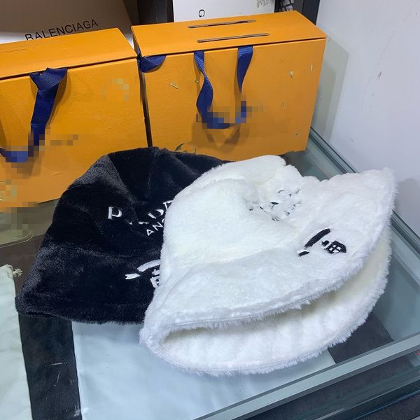 2021 fuzzy bucket hat women men furry hats winter fluffy luxury designers caps mens bonnet beanie hats fitted trucker letter p cap a2, Blue;gray
2021 fuzzy bucket hat women men furry hats winter fluffy luxury designers caps mens bonnet beanie hats fitted trucker letter p cap a2, Blue;gray