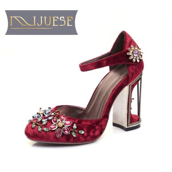 dress shoes mljuese 2021 women pumps luxury velvet spring red color floral crystal cutouts heel ankle strap high heels wedding party, Black
dress shoes mljuese 2021 women pumps luxury velvet spring red color floral crystal cutouts heel ankle strap high heels wedding party, Black
