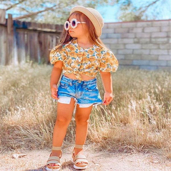 clothing sets summer casual clothes 2pcs suit baby kid girl set flower print short sleeve shirt and denim shorts 1-6 years, White
clothing sets summer casual clothes 2pcs suit baby kid girl set flower print short sleeve shirt and denim shorts 1-6 years, White
