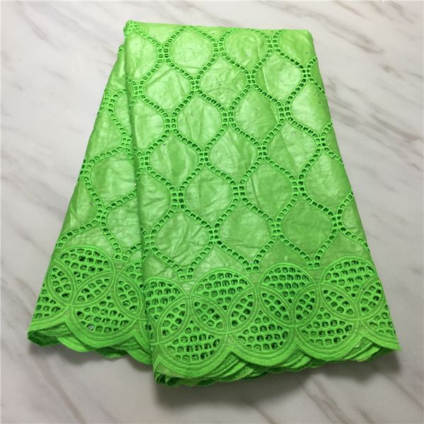 5yards/lot armazing lemon green bazin brocade lace fabric african cotton material embroidery for dressing pl71271, Black;white
5yards/lot armazing lemon green bazin brocade lace fabric african cotton material embroidery for dressing pl71271, Black;white