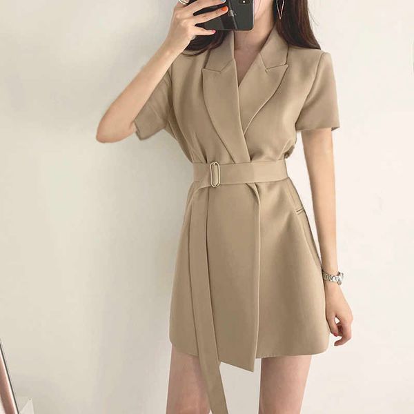 suit collar female summer waist slimming temperament design sense light familiar style professional dress 210603, Black;gray
suit collar female summer waist slimming temperament design sense light familiar style professional dress 210603, Black;gray