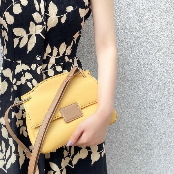 2021 new french stick armpit bag wild shoulder messenger cow leather female bag luxury handbags women bags designer
2021 new french stick armpit bag wild shoulder messenger cow leather female bag luxury handbags women bags designer