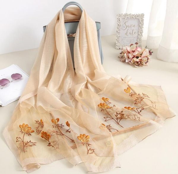 scarves wy64 2021 spring and autumn silk wool embroidery warm scarf female mid-length shawl korean version thickened, Blue;gray
scarves wy64 2021 spring and autumn silk wool embroidery warm scarf female mid-length shawl korean version thickened, Blue;gray
