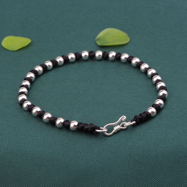 2021 new real s925 sterling jewelry diy hand-woven 4mm sier bead versatile bracelet for couples e66m, Black
2021 new real s925 sterling jewelry diy hand-woven 4mm sier bead versatile bracelet for couples e66m, Black