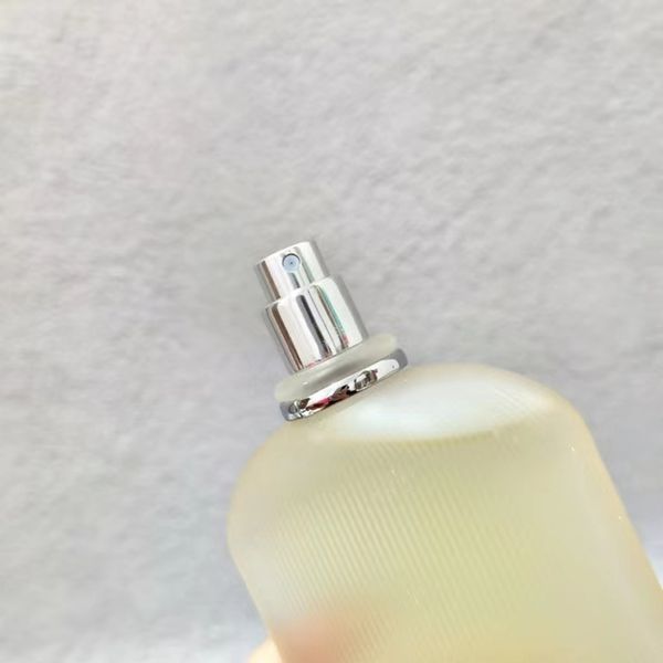 factory direct perfumes latest models for men perfume grey vetiver 100ml long lasting time amazing smell fast delivery
factory direct perfumes latest models for men perfume grey vetiver 100ml long lasting time amazing smell fast delivery