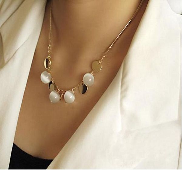 chokers bohemian opal necklace vintage alloy disc crystal fashion pendant chain for women jewelry wholesale, Golden;silver
chokers bohemian opal necklace vintage alloy disc crystal fashion pendant chain for women jewelry wholesale, Golden;silver