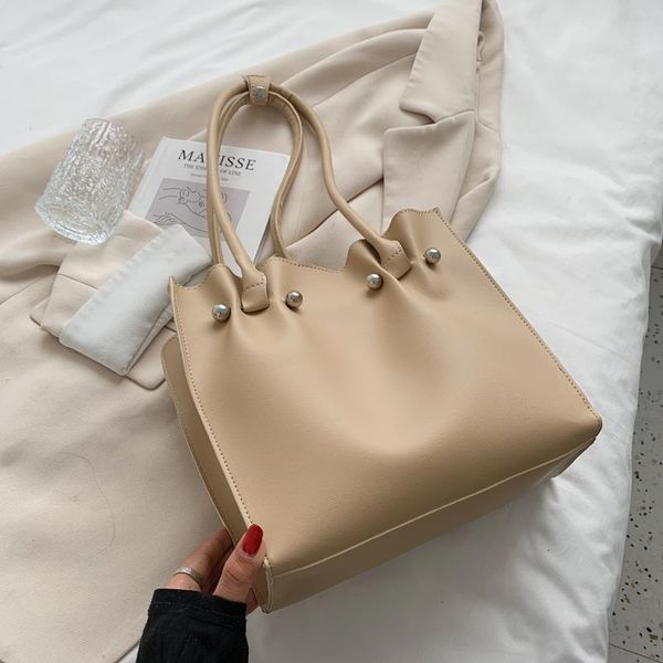 evening bags ladies fashion crossbody 2021 high capacity retro shoulder bag handbag female quality pu leather women messenger
evening bags ladies fashion crossbody 2021 high capacity retro shoulder bag handbag female quality pu leather women messenger