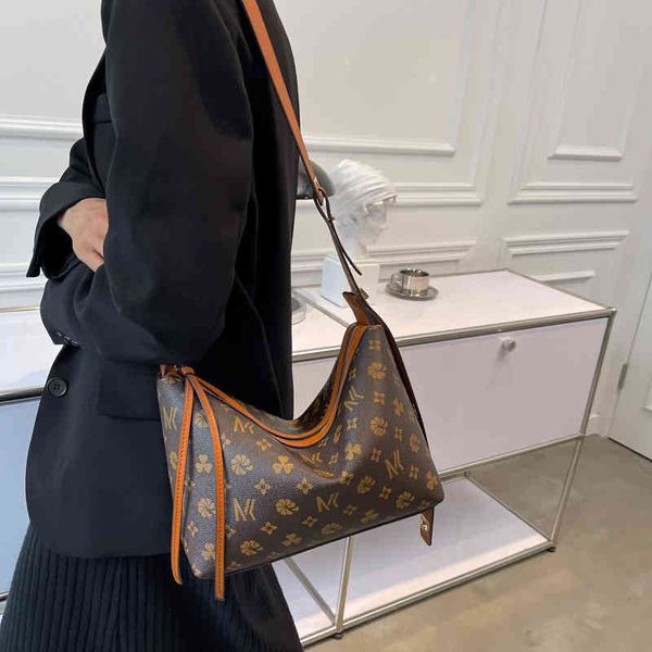 2022 factory wholesale laohua dumpling armpit shoulder bag autumn and winter fashion versatile popular high-capacity single shoulder messeng
2022 factory wholesale laohua dumpling armpit shoulder bag autumn and winter fashion versatile popular high-capacity single shoulder messeng