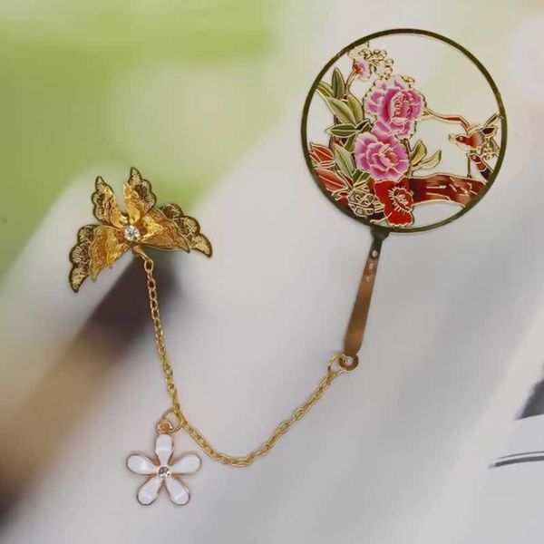 bookmark 1pc kawaii peony flower butterfly pendant cute metal pattern book mark page folder decor office school supplies
bookmark 1pc kawaii peony flower butterfly pendant cute metal pattern book mark page folder decor office school supplies
