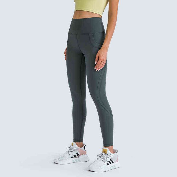 (Women's Capris yoga pants high waist matte hip tight pant's running slim Yoga Pants, Black;white
(Women's Capris yoga pants high waist matte hip tight pant's running slim Yoga Pants, Black;white