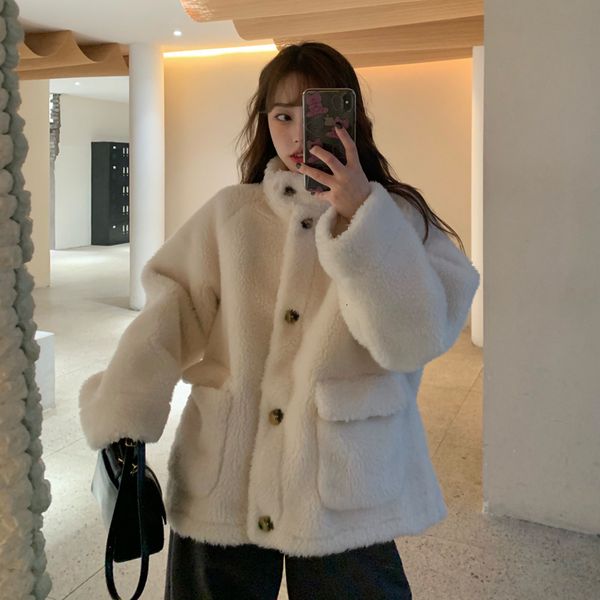 2021 new autumn winter korean style solid color lamb fur wool warm coats and vintage jackets womens (c2929) h7et, Black;brown
2021 new autumn winter korean style solid color lamb fur wool warm coats and vintage jackets womens (c2929) h7et, Black;brown