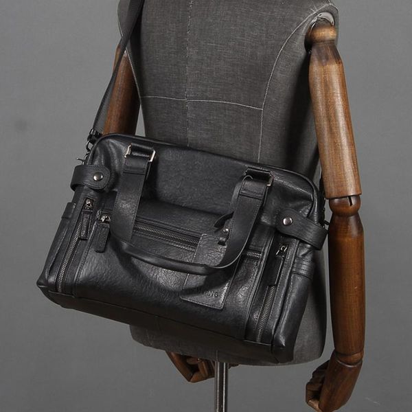 briefcases genuine leather men lap13inch office designer business bag shoulder sacoche homme luxe supplies
briefcases genuine leather men lap13inch office designer business bag shoulder sacoche homme luxe supplies