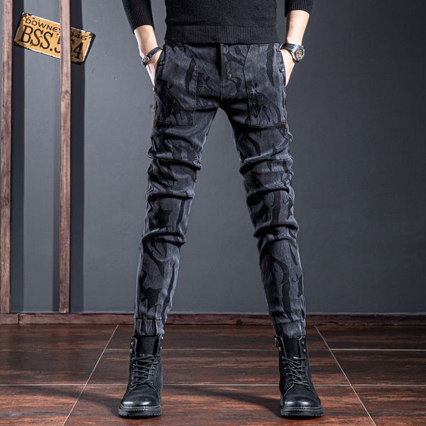 casuais dos homens 2021 nova moda camuflagem preta calas de ajuste fino rwdp, Black
casuais dos homens 2021 nova moda camuflagem preta calas de ajuste fino rwdp, Black