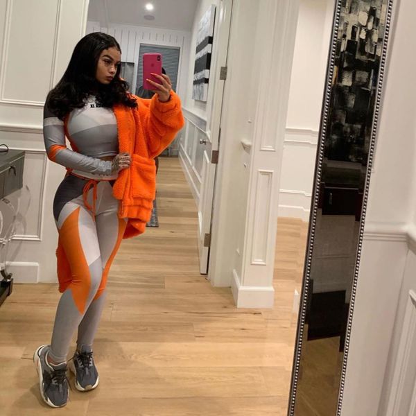 2 piece set crop and sweat pants workout clothes for women matching sets activewear jogging suits c87-af36, White
2 piece set crop and sweat pants workout clothes for women matching sets activewear jogging suits c87-af36, White