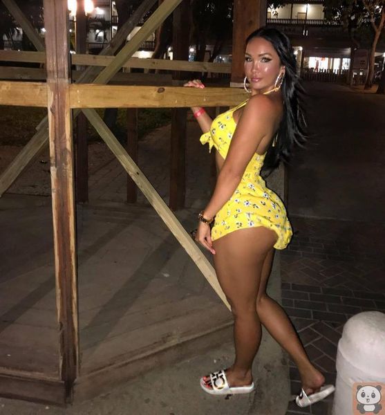 swimsuit split three piece knotted bow yellow printings pantskirt bikini women's swimwear, White;black
swimsuit split three piece knotted bow yellow printings pantskirt bikini women's swimwear, White;black