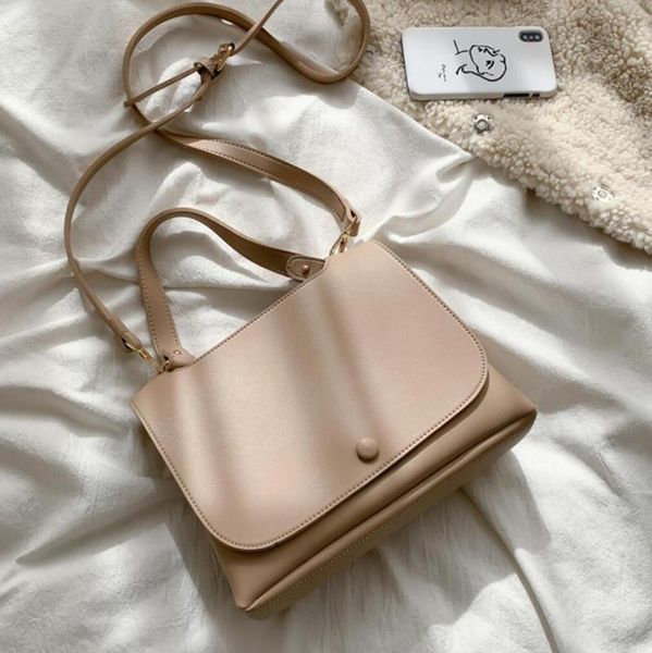 cross body elegant female tote bag 2021 fashion pu leather women's designer handbag casual travel shoulder messenger
cross body elegant female tote bag 2021 fashion pu leather women's designer handbag casual travel shoulder messenger