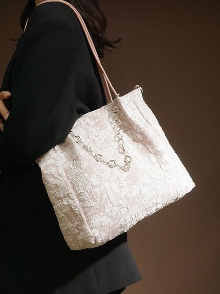 hbp grass versatile cute girl fur chain crossbody bag men classic deliver street brand bag italy fashion bags,designer samrt messenger real
hbp grass versatile cute girl fur chain crossbody bag men classic deliver street brand bag italy fashion bags,designer samrt messenger real