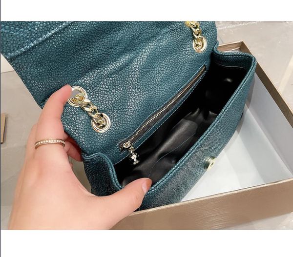 noble design temperament ladies shoulder bag enamel organ snake head buckle snake leather bag pretty luxury ladies handbag dinner party bag, Black;red
noble design temperament ladies shoulder bag enamel organ snake head buckle snake leather bag pretty luxury ladies handbag dinner party bag, Black;red