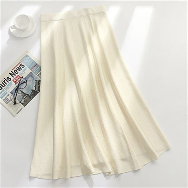 new 2021 vintage winter women sweater elastic high waist midi knitted skirt a-line female solid elegant skirts 5glj, Black
new 2021 vintage winter women sweater elastic high waist midi knitted skirt a-line female solid elegant skirts 5glj, Black