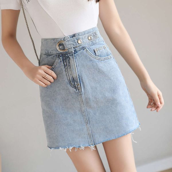 20212021 spring and summer new metal button denim skirt, Blue 
20212021 spring and summer new metal button denim skirt, Blue