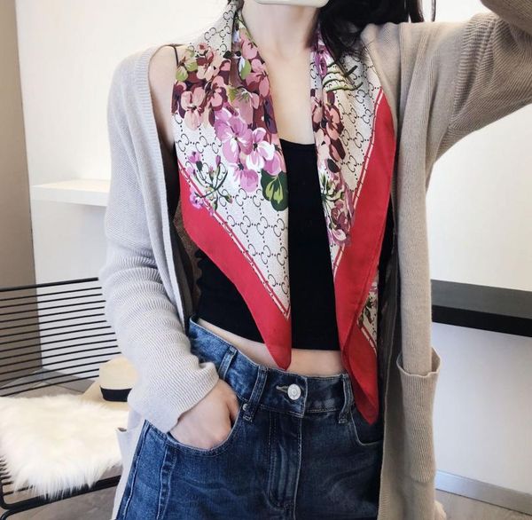 scarves yishine 2021 70x70cm flower pattern print square scarf women bandana hairband lady head wraps female shawl neckerchief, Blue;gray
scarves yishine 2021 70x70cm flower pattern print square scarf women bandana hairband lady head wraps female shawl neckerchief, Blue;gray