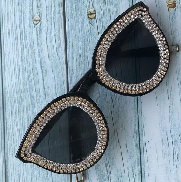 sunglasses oval frame luxury with diamond decorative pc cat eyes ladies blackout retro travel uv400, White;black
sunglasses oval frame luxury with diamond decorative pc cat eyes ladies blackout retro travel uv400, White;black