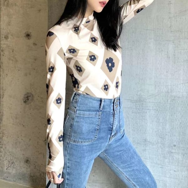 2021 new quadrados margarida impresso feminina estiramento moda senhoras magro feminino manga longa camiseta pulver de fundo superior hryi, White 
2021 new quadrados margarida impresso feminina estiramento moda senhoras magro feminino manga longa camiseta pulver de fundo superior hryi, White