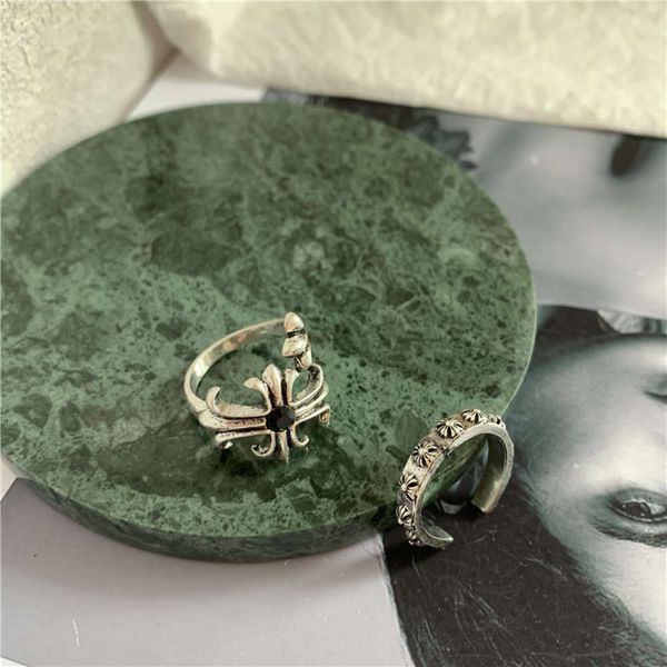 hbp fashion ins wind ring, ancient silver, old cross, black spiral braided open index finger ring
hbp fashion ins wind ring, ancient silver, old cross, black spiral braided open index finger ring