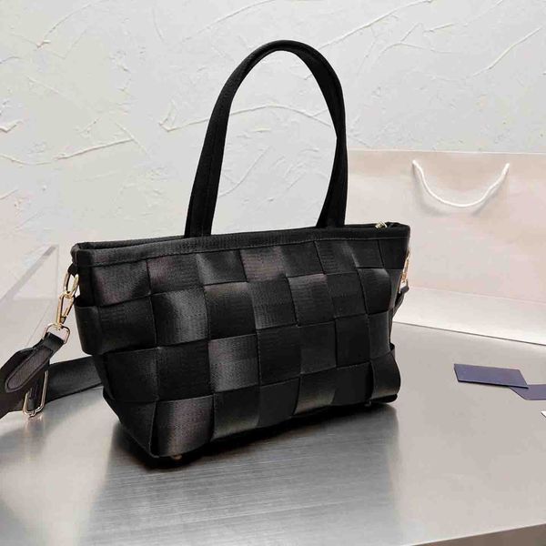 travel bag weaving purse rs luxurys ladies 2021 handbag women fashion mother handbags bags shoulder wallet cossbody large capacity totes
travel bag weaving purse rs luxurys ladies 2021 handbag women fashion mother handbags bags shoulder wallet cossbody large capacity totes