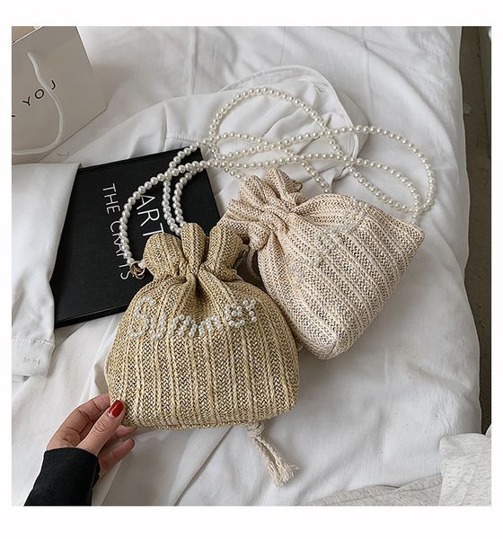 factory wholesale texture woven 2021 summer new fashion foreign style women's single shoulder messenger bag underarm hand bag
factory wholesale texture woven 2021 summer new fashion foreign style women's single shoulder messenger bag underarm hand bag