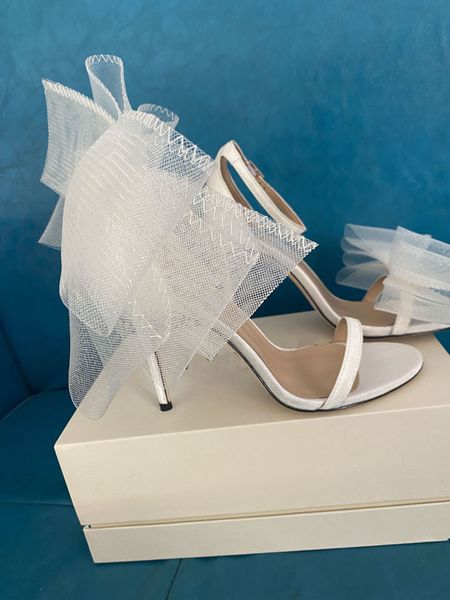 european and american wedding girls open toe release bow sandals 2021 fashion banquet high heels 10cm sandals leather mule 34-41, Black
european and american wedding girls open toe release bow sandals 2021 fashion banquet high heels 10cm sandals leather mule 34-41, Black