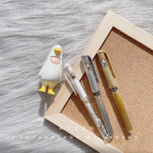 gel pens mitsubishi highlight pen gold silver cherry blossom blank white watercolor paint starry sky brighten
gel pens mitsubishi highlight pen gold silver cherry blossom blank white watercolor paint starry sky brighten