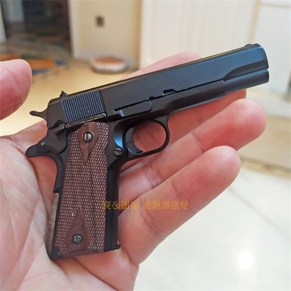 231: 2.05 collect the gun model. the alloy model of american m1911 pistol can thrown. all metal ornaments cannot be fired
231: 2.05 collect the gun model. the alloy model of american m1911 pistol can thrown. all metal ornaments cannot be fired